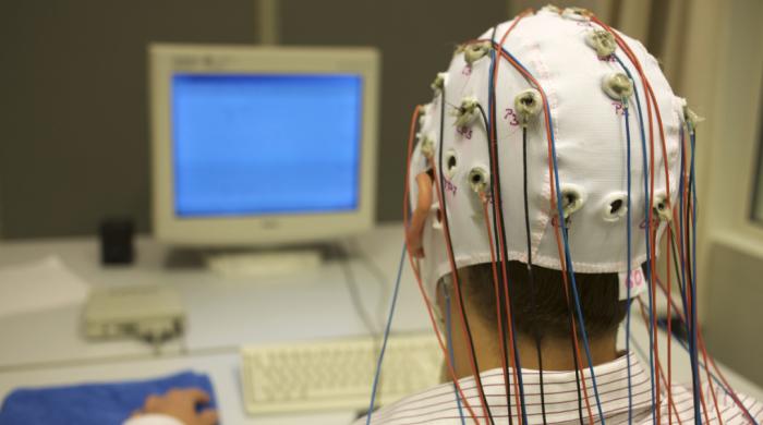 Российские нейрофизиологи создали разработку для декодирования речи по активности мозга