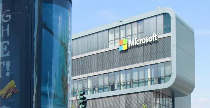 Microsoft начала расследование из-за сбоев в своих сервисах