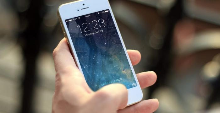 Bloomberg: пользователи iPhone смогут устанавливать приложения не из App Store