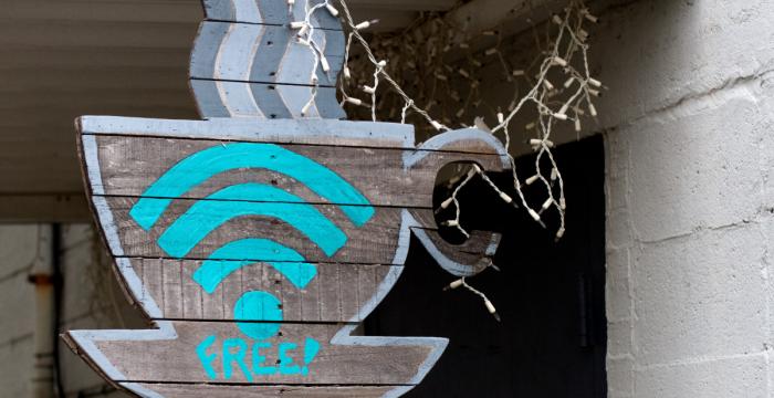 В России WiFi сравнялся с сотовой связью по интернет-трафику